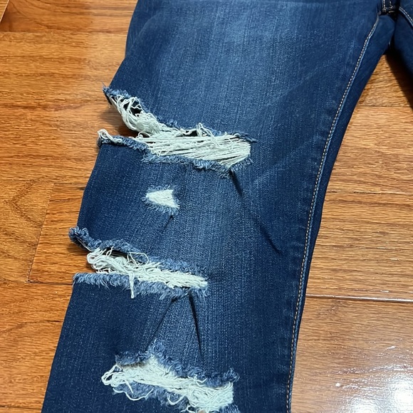 American Eagle Hi-RiseJegging Super Stretch X Size 6 Ripped - Picture 5 of 10